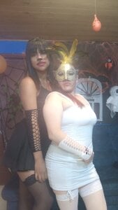 TriLesbianhalloween照片