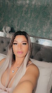 UKBlondeTemptress Public Pic 4