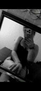 Nyxie_chan1 Look at me! Foto