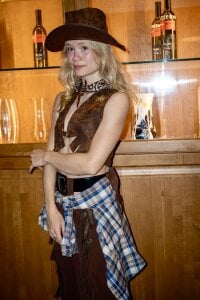 Lily_Young HALOWEEN 2025 Pic 6