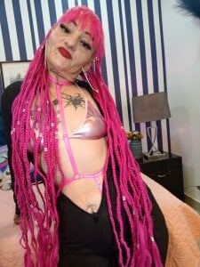 AzuraRousse Im here to pelase you Pic 5