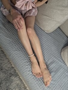 Playful_Lia my feets and cuttie skirt^^ รูป  6