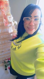 KarolWest_ merry christmas Pic