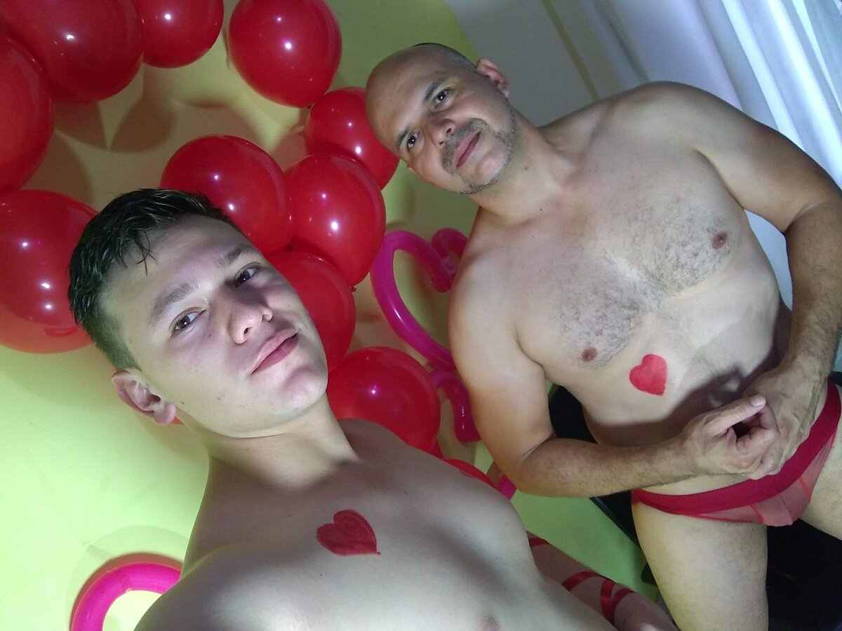 Neil_and_isaac Trendaava kuva 9727