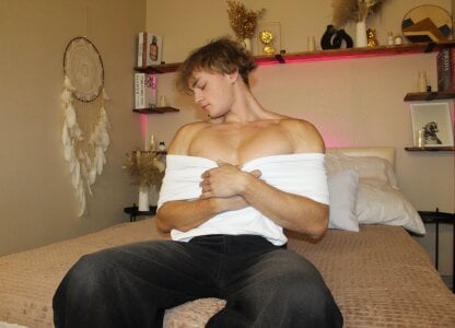 ChaseMuscular Flirting boy Εικόνα