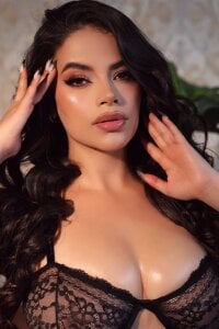 KateSunderのSweet sinの枚の写真