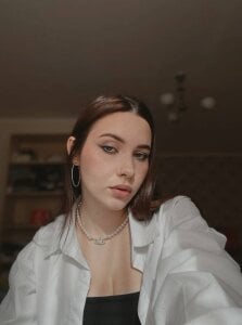 Alice_Froms Public Pic