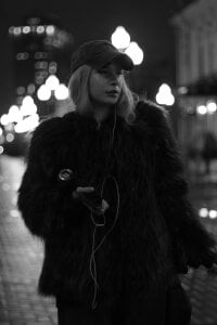 VelvetBlitz some live photos Pic 7