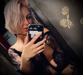 Alice_Picasso Public Pic 4