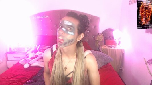 cutesweeetrobinsex algo de crativida con el maquillaje en mi cara Pic 7