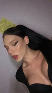 AllysonGreys ♥️Like my ? Never Pic 4