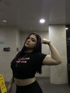 Sophia_cyrus11 I wanna be Muscle Mommy Pic 4