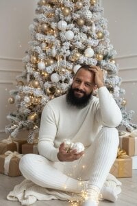 Couple_Gold69 Merry Christmas 2025 Pic 8