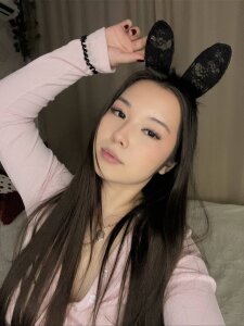 AlberthaEscue Aki bunny💖 Pic 5