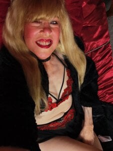 Onlyniki BABY ITS COLD OUTSIDE Pic 3