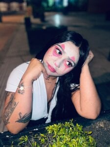 kendra_tay 🎃🧟‍♀️🐰 Pic