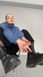 GloryWacht How's your 2026? Pic 5