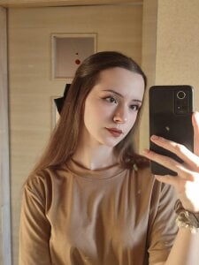 BellaVelure6767 Public Pic