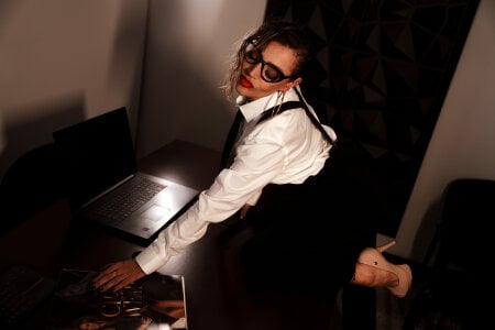 daiila_jonnes Let me be your naughty teacher Pic