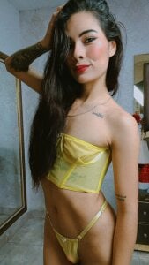 NicoleEsposito sexy yellow lingerie💛 Pic 5