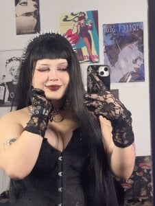 Scarleth_Shadow1 I'm not a vampire (But I feel like one) Poză 4