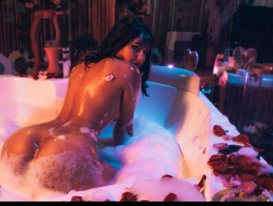 emillyrose1 That's me! Hình 2