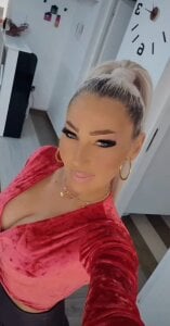 Hey there od BlueEyesDesire  2 snímek