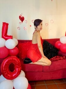 Trinityy__のYOUR FAVORITE DOMINATRIS ARRIVED TO CELEBRATE VALENTINE'S DAYの 3枚の写真