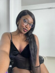 YallianaBrooks taste to me love Pic 5