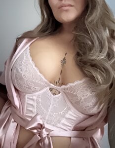 MissMoan_BbcDre Public Pic 2