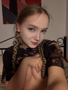 bambi_lu go u like this style? 💀fake piercing💀 Pic 3