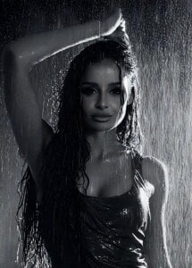 MiaCharm Public Billede 9