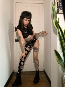 ELENA_UMBRA sexy darkness Pic 3