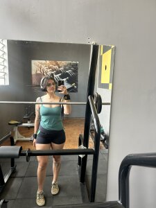 Public de Lizz_ismyalter  4 photos