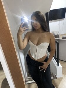 Zdjęcia Mara_Betancurt casual me🤍🤍:  2