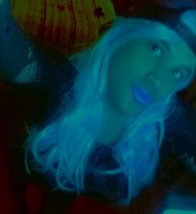 AnnasExclusive olds Pic 2