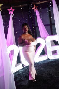 KARATIBBY_COX Happy new year! 🥂💖 Pic 3