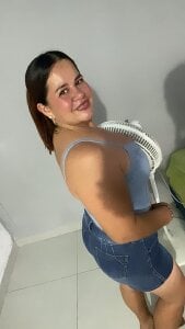 Mia__Zain's Mia sexy Sex Photo 3