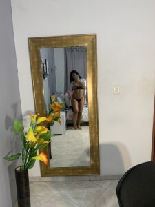 KimTayloor1Public图片 5