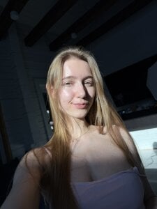 solar_bella Sunny Pic 4