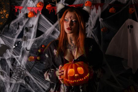 Eva_Cramer Happy Halloween! 👻🎃 Pic 5