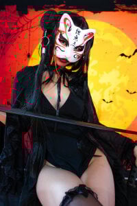 tatty_wilson 💋 Warming up for a wicked Halloween night 🔥 사진 4