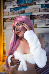 Red_VelvetBunny Cute outfit with a pink wig Pic 6