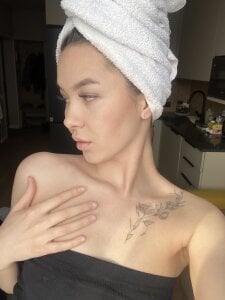 LunaCurlly life Pic 3