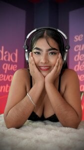 VerahFox Public Pic 3