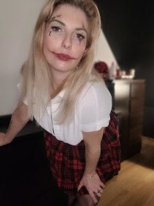 Amitiel_Angel Halloween Pic 5