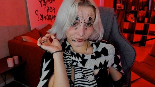 BethanyCloud trick or treat💢 boo Pic 5