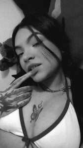 EsmeCaldwel So you can see more of me 🥰 🥰 🥰 사진 4