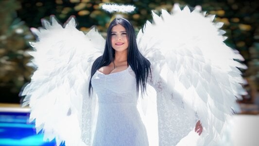 paola_rodriguez beautiful photos of halloween angels🤍🎃🤍🎃 Pic 3