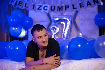 LiamDeepMy 27 HBD 🍒💎 Bild 3